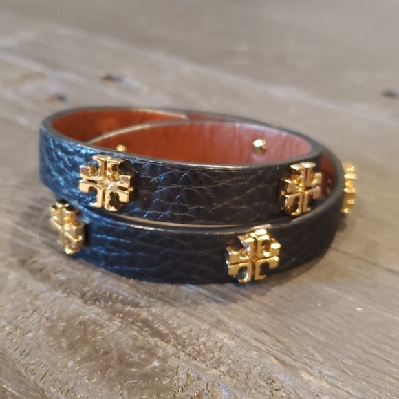 Tory Burch Jewelry - Tory Burch double T logo leather wrap bracelet